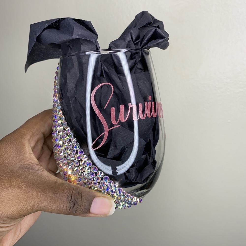 Custom name glass with bling ⭐️ Great gift
